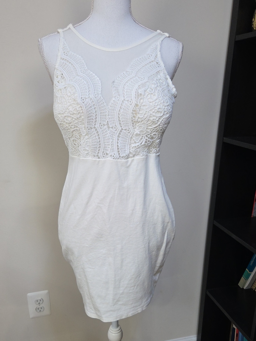 LULUS Ivory Crochet Lace Mesh Top Bobycon Sleeveless Sheath Dress
